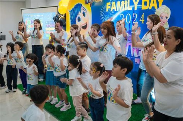 Wizkid's family members - Legit.ng