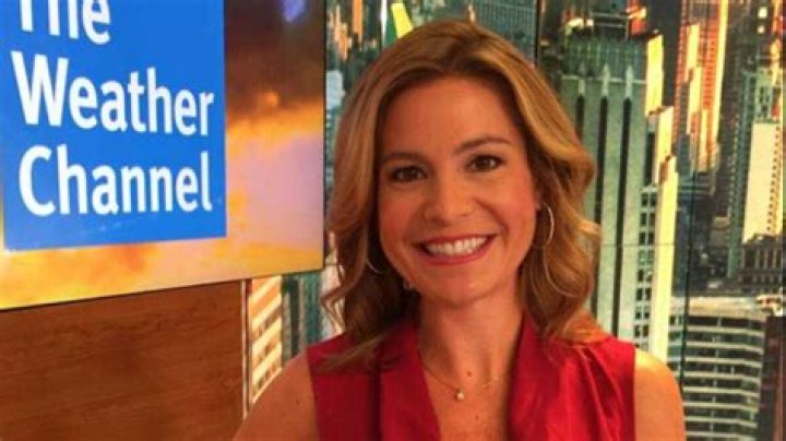 Weather Channel Jen Carfagno bio: age, birthday, measurements, salary