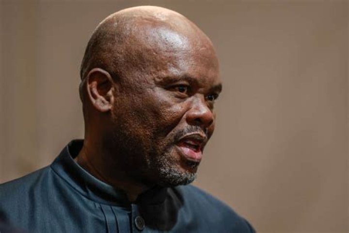 Shadrack Frimpong: Son of charcoal seller awarded top scholarship in UK