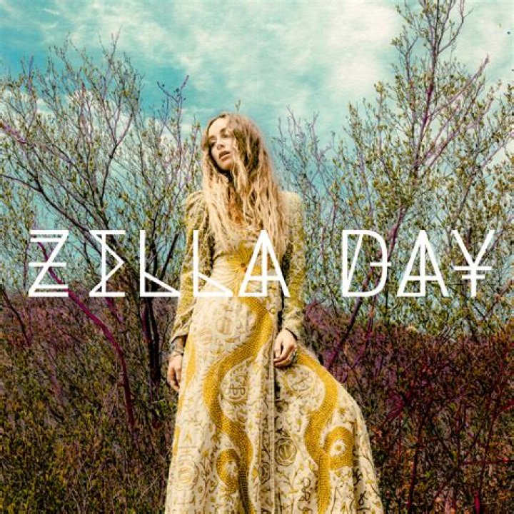 Zella Day from USA | Popnable