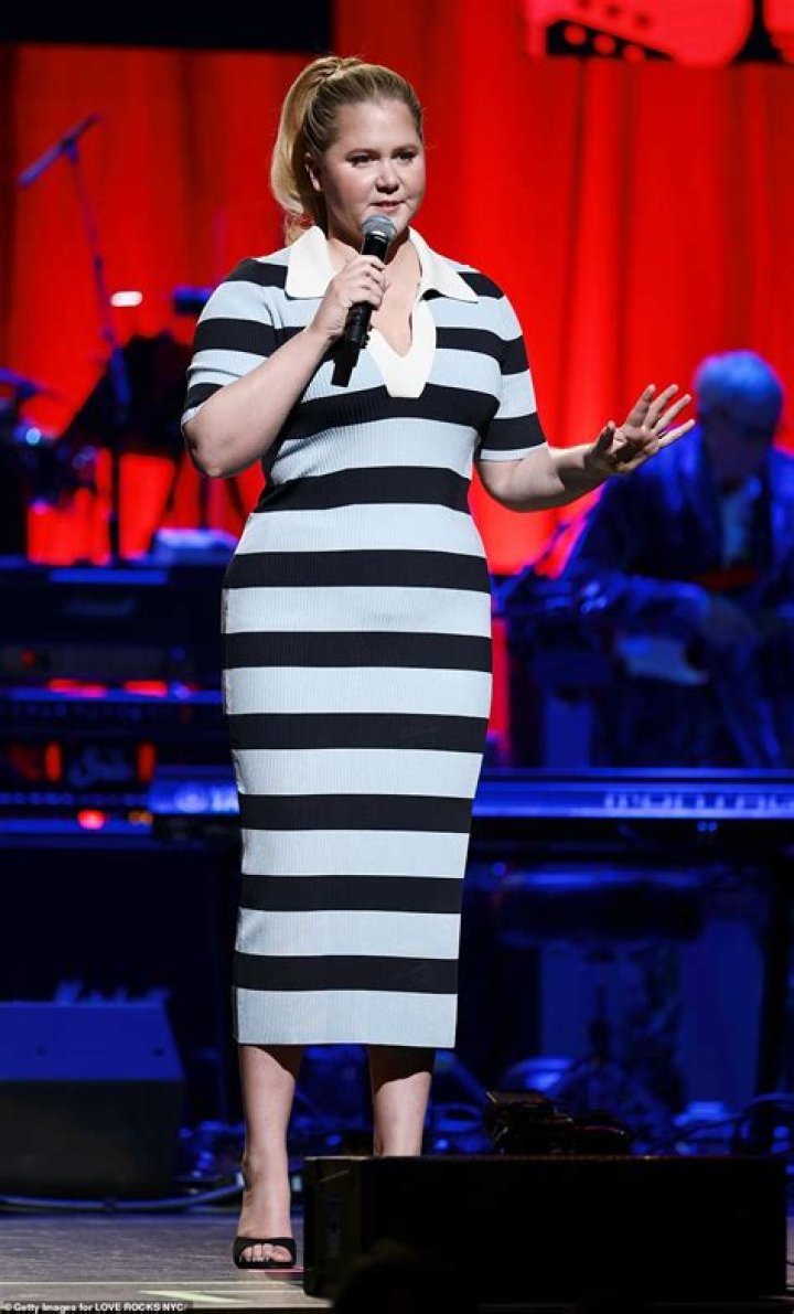 US Actress Amy Schumer Reveals She Had Uterus Removed after Being Diagnosed with Endometriosis