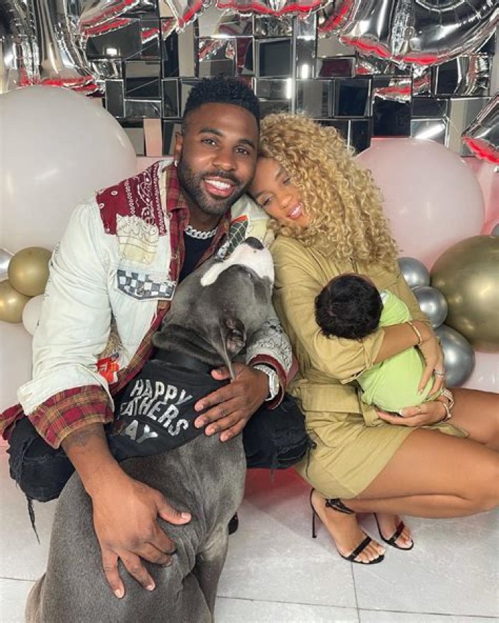 Jason Derulo Announces Break Up with Girlfriend 4 Months after Birth of First Child