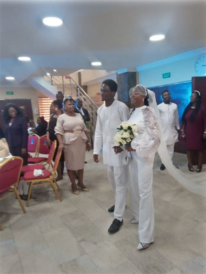 “So Help Me God”: Yewande Adekoya’s Hubby Rededicates Himself to Her, Renews Marital Vows on 10th Anniversary