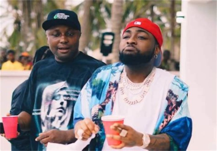 Davido Refunds Herbs Vendor, Mideshaven, the N800k His Aide, Isreal DMW, Allegedly Collected: “Boss Na Boss”