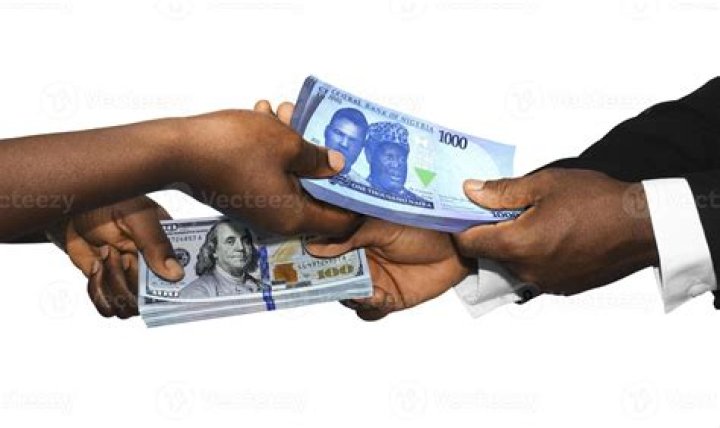“No More N990/$”: Naira Fall Continues Against US Dollar at Official Market, Worse in Black Markets