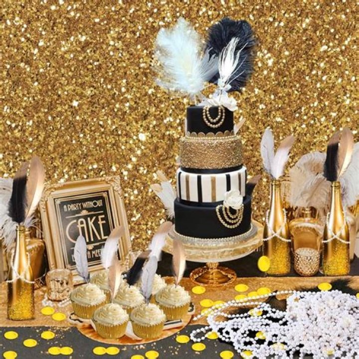 Roaring 20s party ideas: decor, outfits, food, invitations