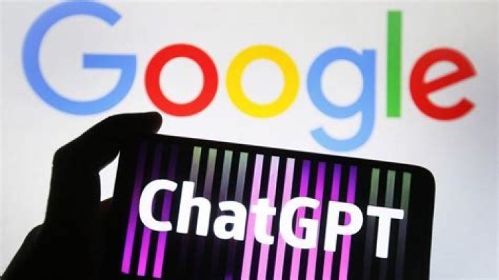 Google goes big on ChatGPT-style chatbot