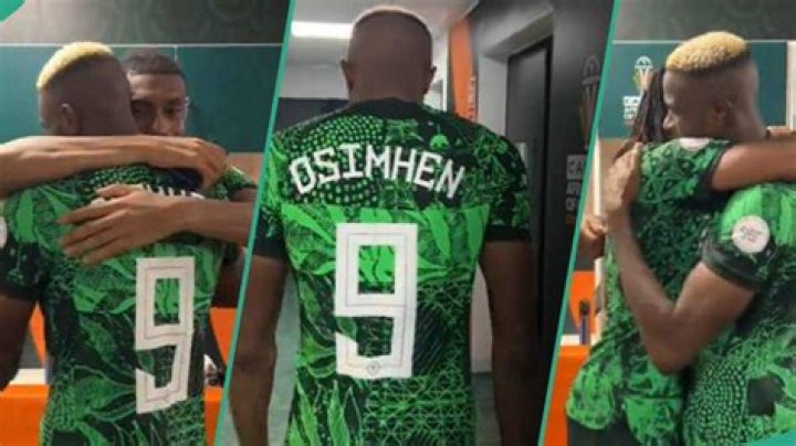 “They Sold That Match”: Video of Osimhen Crying in the Dressing Room Goes Viral, Iwobi Hugs Him