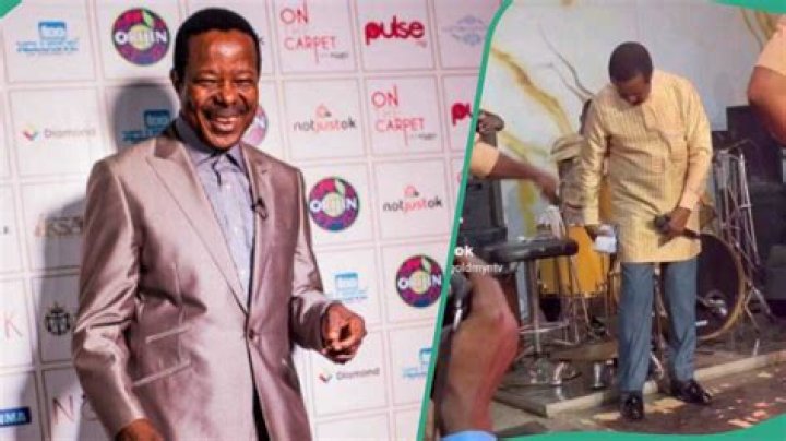 King Sunny Ade Hides Money in Trousers While Performing, Funny Video Trends: “Baba Turn Portable”