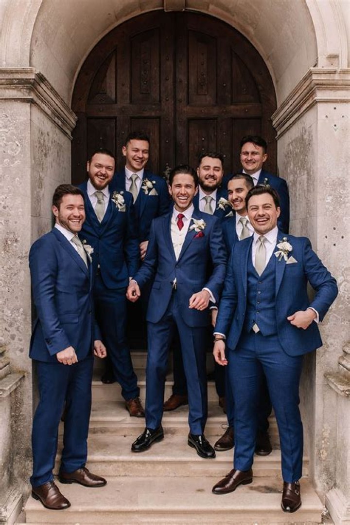 Groomsmen Leave Ladies Blushing As They Rock Edo Outfits for a Wedding: "Number 4 Dey Enter My Eyes"