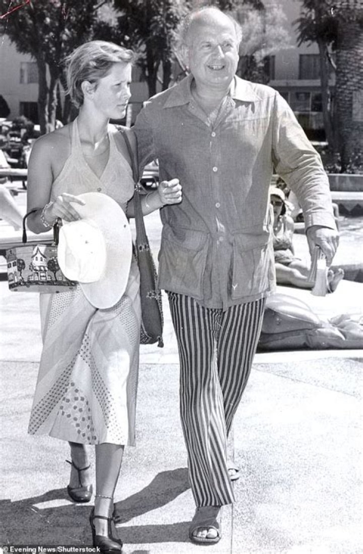 Mother Ava & Father Jess Grossberg