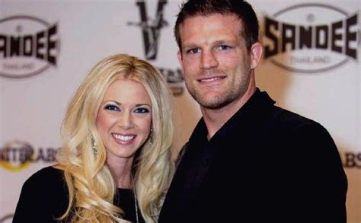 All the Truth About ‘Flip or Flop Vegas’ Stars – Bristol & Aubrey Marunde