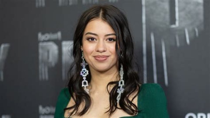 Amber Midthunder Actress, Bio, Wiki, Age, Height, Husband, Movies, and Net Worth