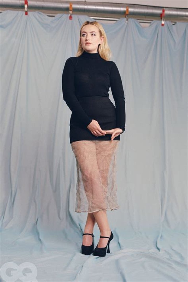 Amelia Dimoldenberg Chicken Shop Date, Bio, Wiki, Age, and Net Worth