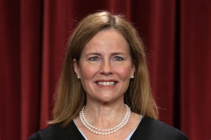 Amy Coney Barrett Height, Age, Family, Biography, Wiki