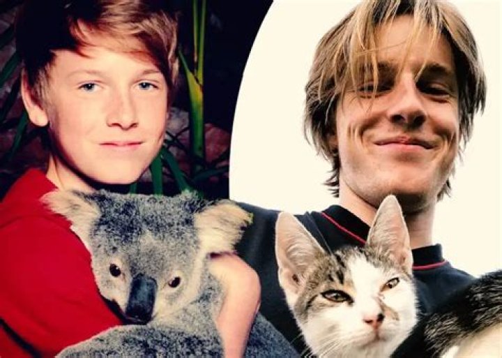 'Animal Lover' Louis Hofmann Snaps With Cute Pets Are Adorable