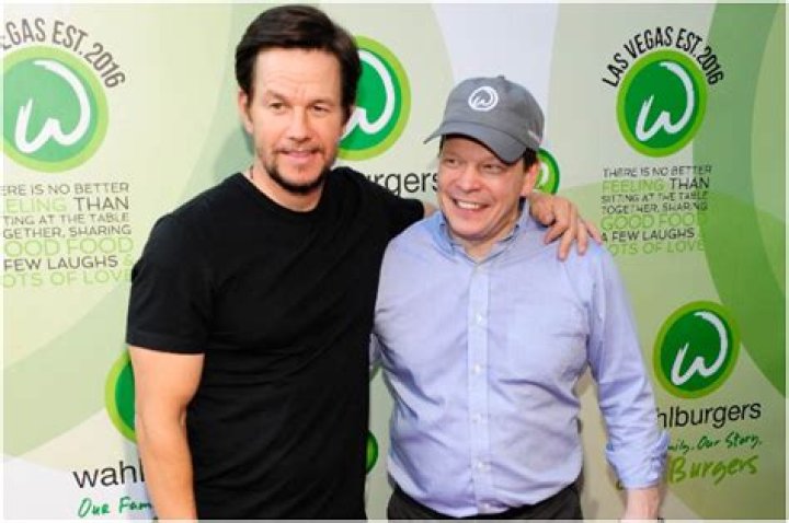 Arthur Wahlberg Bio: Age, Famous Siblings, Girlfriend, Family, Height