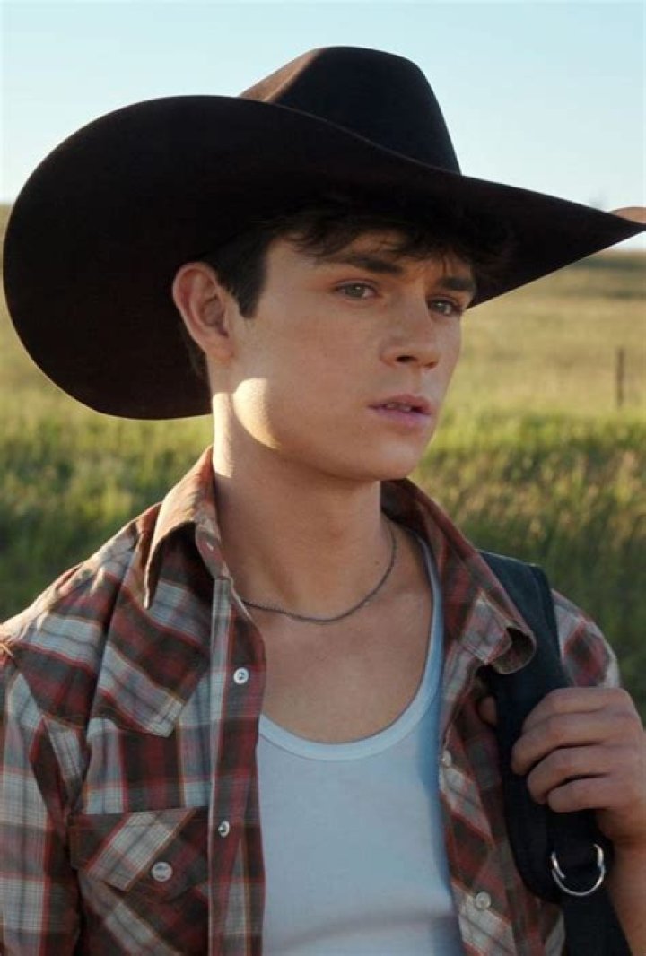  Celebrity Ashby Gentry Age, Height, Parents, Wiki, Girlfriend, Net WorthBy Abhishek Yadav January 31, 2024 