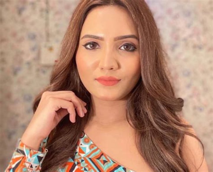 Ashna Kishore Wiki, Height, Age, Husband, Caste, Family, Biography & More