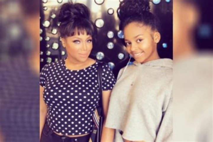 Meet Bailei Knight – 5 Facts About Michel’le’s Daughter With Suge Knight