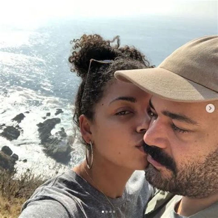 Barrett Doss Doesn’t Have Any Husband, But Has She Got A Boyfriend?