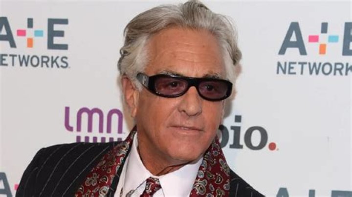 Barry Weiss Storage Wars, Bio, Wiki, Age, Height, Wife, Cars, and Net Worth