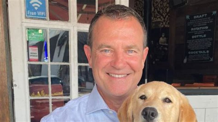 Buck Lanford Fox 5, Bio, Wiki, Age, Height, Wife, Son, Weight Loss, Salary, and Net Worth