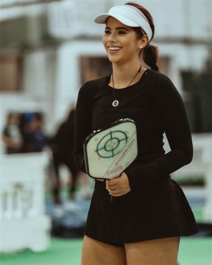 All You Need To Know About CNN Commentator Carl Bernstein's