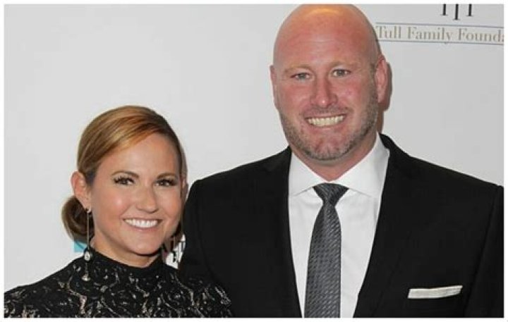 Cassandra Dilfer Net Worth – How Much is Dilfer Worth?