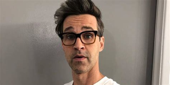 Charles Lincoln Good Mythical Morning, Bio, Wiki, Age, Height, Family, Wife, and Net Worth