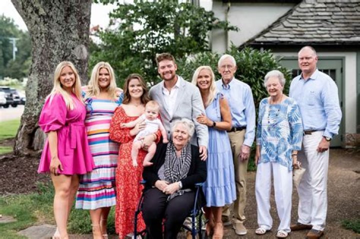 Cindy Morgan Kids With Her Husband Glenn Morgan: Daughter Chelsea Morgan Wiki And Age