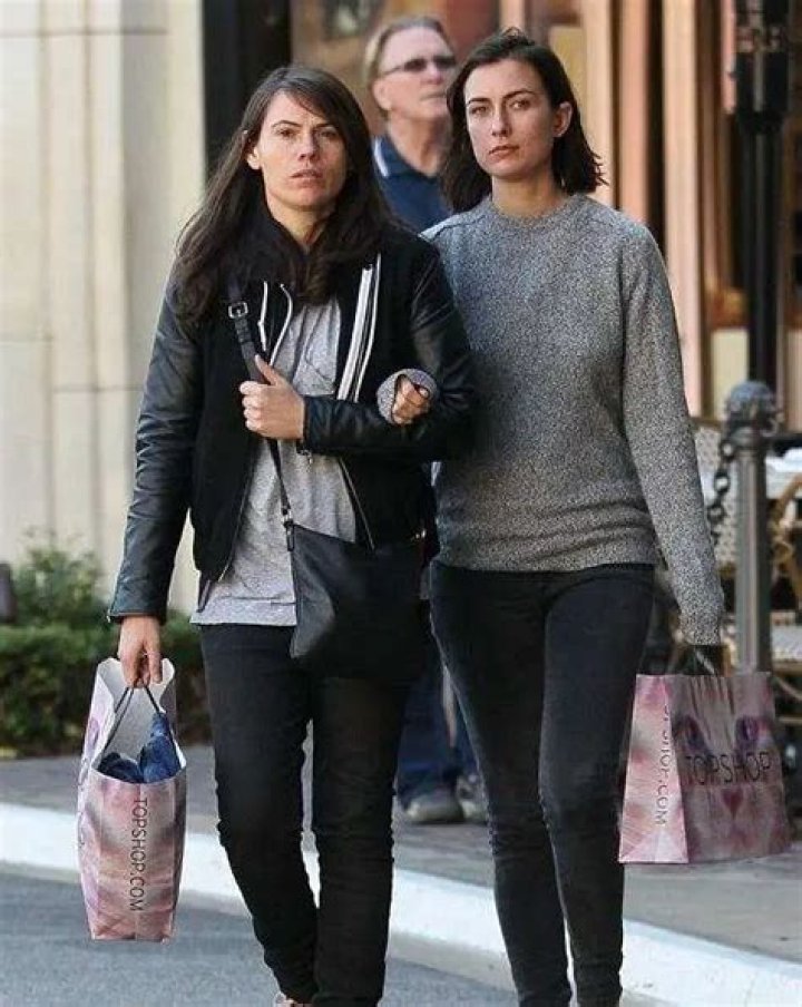 Clea DuVall Dating, Girlfriend, Gay, Net Worth