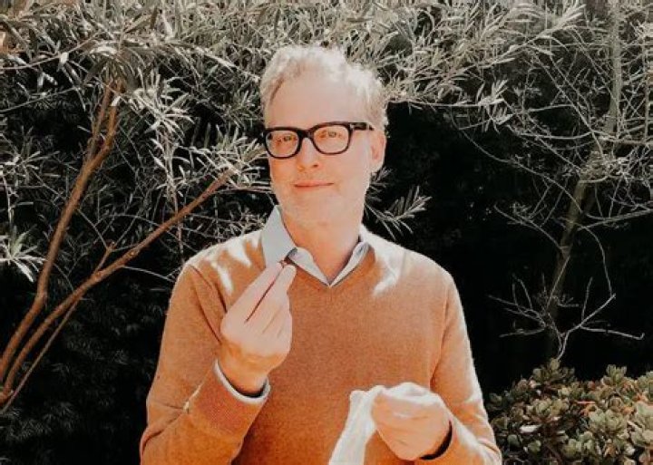 Comedian Craig Kilborn Married To Perfect Being & It's Not Wife, Gay Gossip Raging After Honeymoon