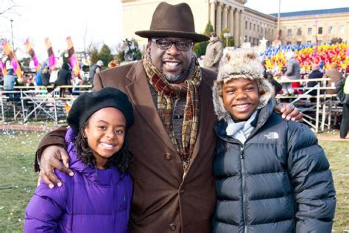 Who Is Cedric The Entertainer Son, Croix Kyles?