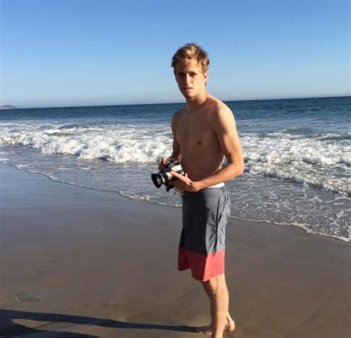 Who is Dale Whibley? Wiki, Biography, Net worth, Age, Height, Girlfriend, Parents, Ethnicity & More