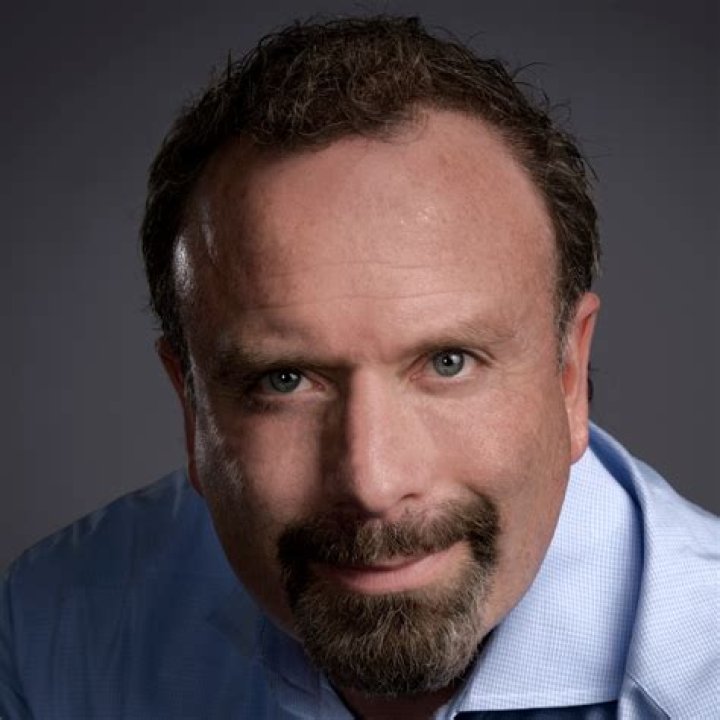 Dana Milbank Washington Post, Bio, Wiki, Wife, Daughter, Columns, Salary, and Net Worth