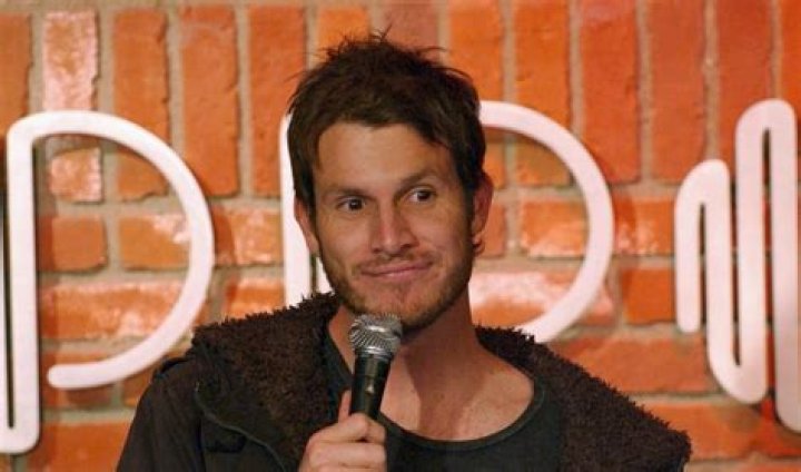 Daniel Tosh Net Worth & Lifestyle [December , 2023 ] : Genius Celebs
