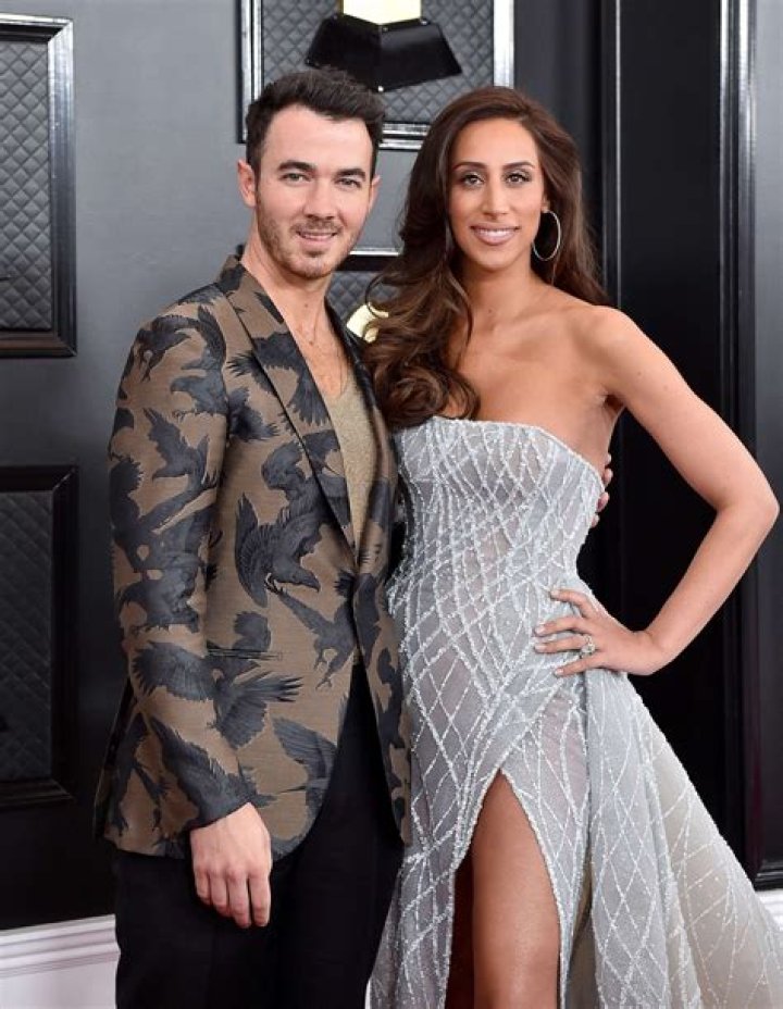 Danielle Jonas Jewelry, Age, Wedding, Sister, Height, and Net Worth