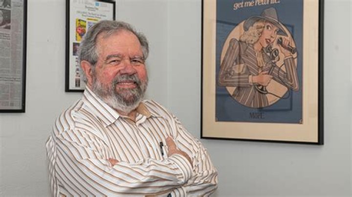 David Cay Johnston Books, Bio, Wiki, Age, Height, Wife, Salary, and Net Worth