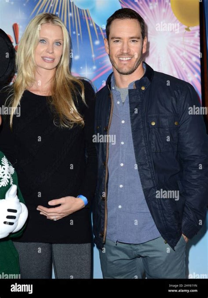 Meet Dekker Edward Gosselaar-Photos Of Mark-Paul Gosselaar’s Son With His Wife Catriona McGinn