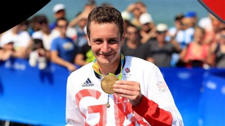 Dominic Brownlee Net Worth – How Much is Brownlee Worth?