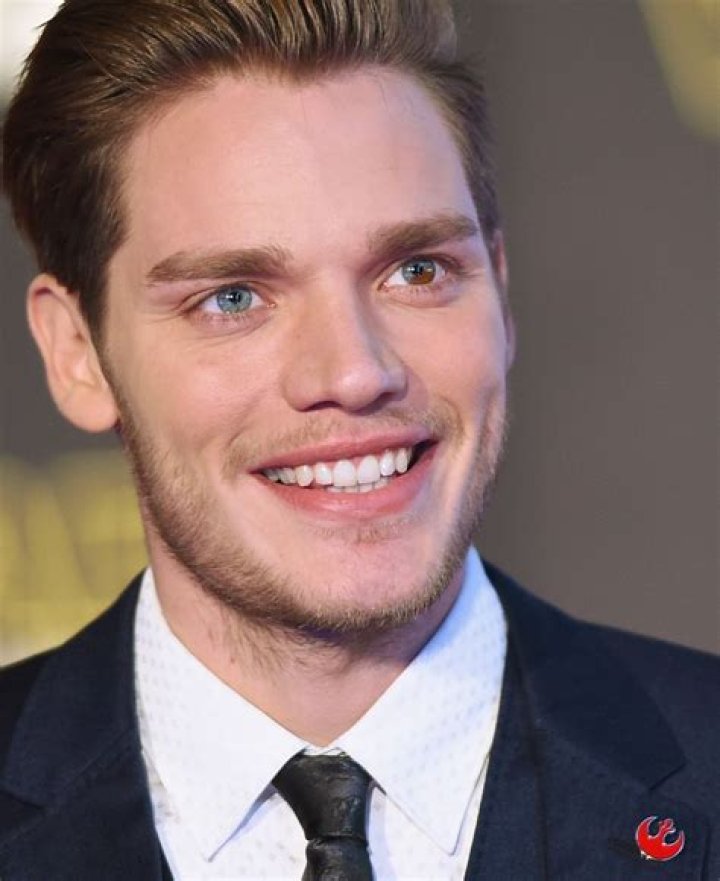 Dominic Sherwood – Biography, Facts & Life Story