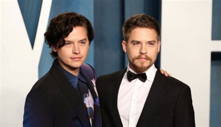 Dylan Sprouse Movies, Bio, Wiki, Age, Girlfriend, After, Dismissed, and Net Worth