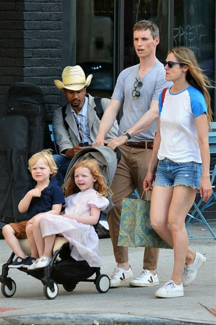 A Peek inside Eddie Redmayne’s Life with Wife and Two Children