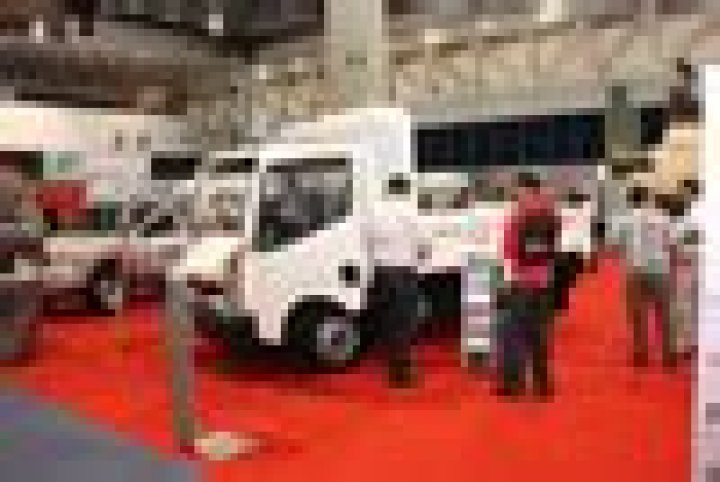 Exponential Distribution Calculator