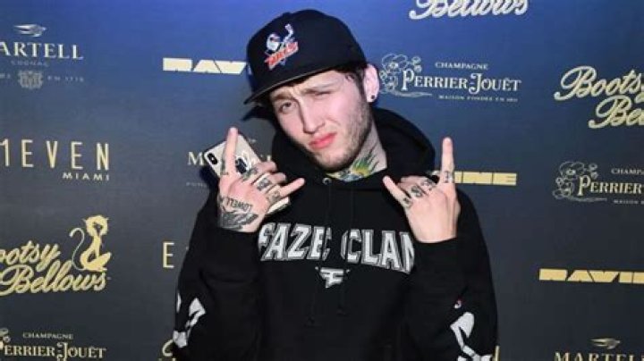 Faze Banks Wiki – Biography, Height, Net Worth, Parents, Age, Girlfriend’s Name, Education & Facts