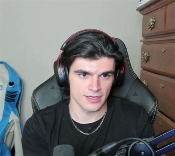 Foolish Gamers Twitch, Bio, Wiki, Age, Girlfriend, and Net Worth