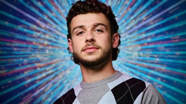 George Clarke Architect, Bio, Wiki, Age, Wife, Salary, and Net Worth