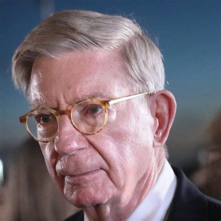 George Will MSNBC, Bio, Wiki, Age, Height, Wife, Columns, Quotes, Salary, and Net Worth