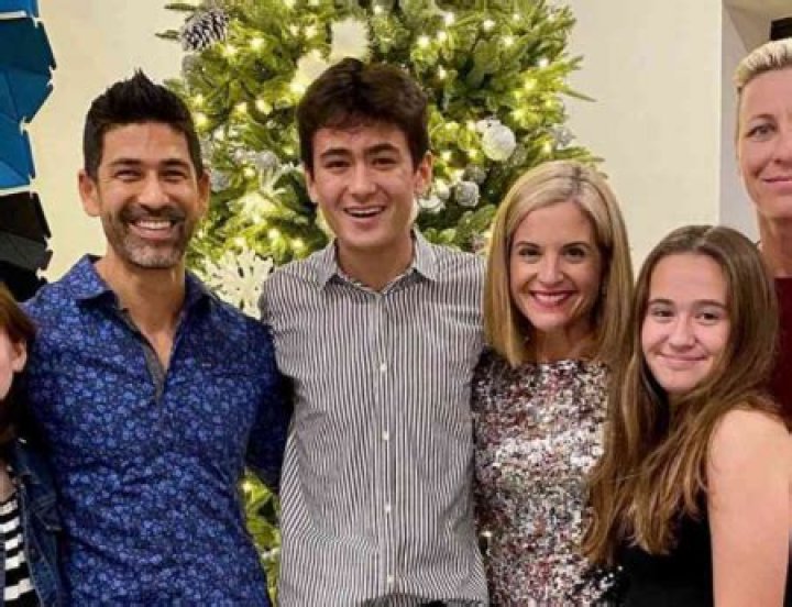 Glennon Doyle’s Story of Failed Marriage with Ex Husband Craig Melton and Finding Love Again